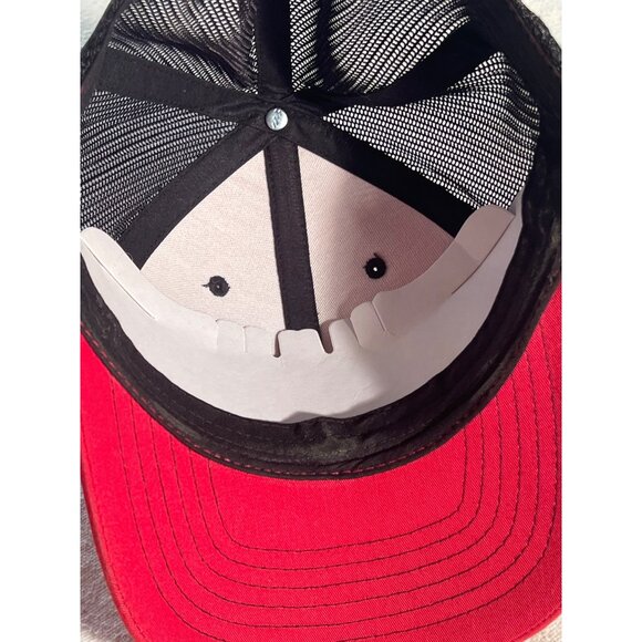 Tractor Supply Co. Red & Black Mesh Trucker Hat Snapback Adjustable Logo Patch - Picture 7 of 8